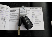 49962153-opel-vivaro-e-7