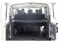 49964319-renault-trafic-8