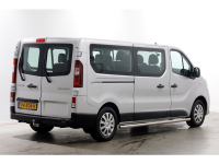 49993827-renault-trafic-2