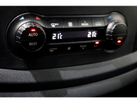50257929-mercedes-benz-vito-18