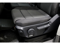 50317482-volkswagen-crafter-14