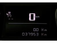 50549449-opel-vivaro-17