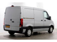 50573827-mercedes-benz-sprinter-11