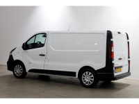 50688098-opel-vivaro-10