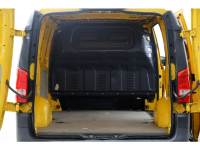 50742615-mercedes-benz-evito-5