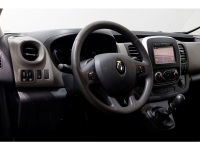 50756775-renault-trafic-12