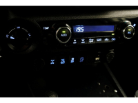 50861051-toyota-hilux-15