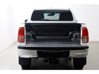 50861051-toyota-hilux-5