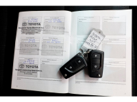 50861051-toyota-hilux-6