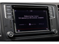 50902932-volkswagen-transporter-14