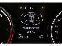50966197-volkswagen-transporter-17