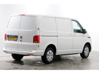 50966197-volkswagen-transporter-2
