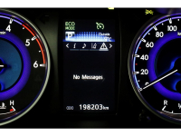 51052410-toyota-hilux-16