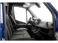 51110765-mercedes-benz-sprinter-3