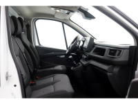 51280936-renault-trafic-3