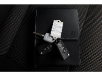 51412275-volkswagen-transporter-6