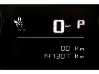 51852653-opel-vivaro-21