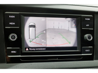 51919254-volkswagen-transporter-13