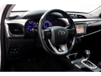 51944707-toyota-hilux-13