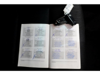 51944707-toyota-hilux-7