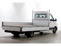 51977021-volkswagen-crafter-12