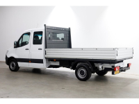 52017198-mercedes-benz-sprinter-11