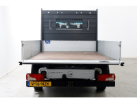 52017198-mercedes-benz-sprinter-7