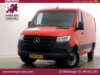 52046928-mercedes-benz-sprinter-1